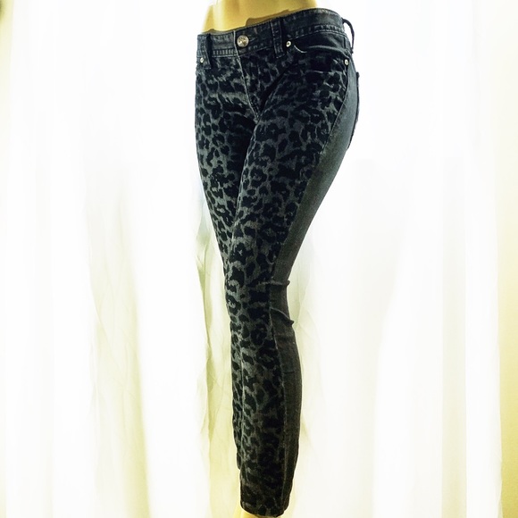 EXPRESS - Picture 4 of 16